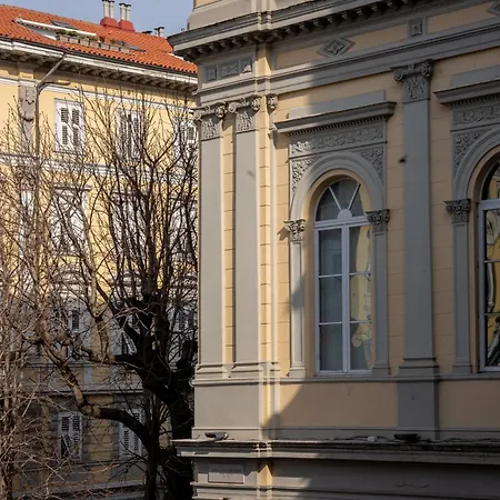Casa Strehler شقة *