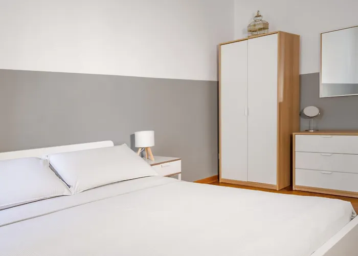 Casa Strehler Apartment *